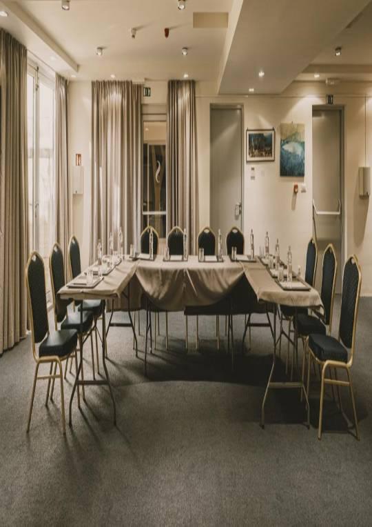 Work from the hotel like from home DE